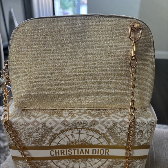 Brand New Dior 2024 Holiday Cosmetic Pouch Bag with Crossbody Chain - Picture 3 of 14